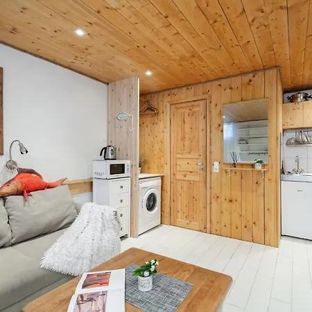 Statement Basement Appartement *