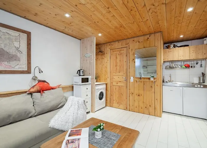 Statement Basement Appartement *