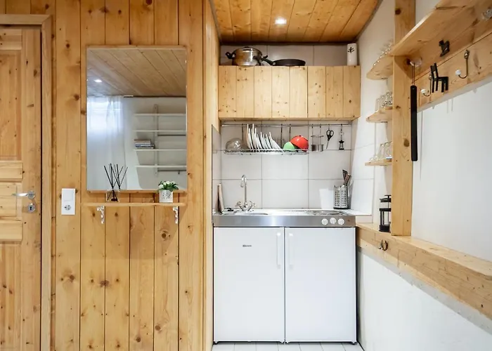 Statement Basement Апартаменты