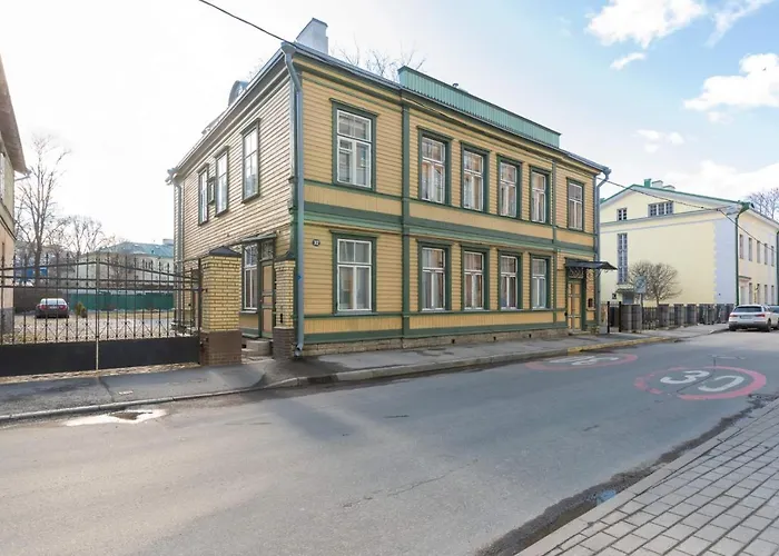 Statement Basement Апартаменты