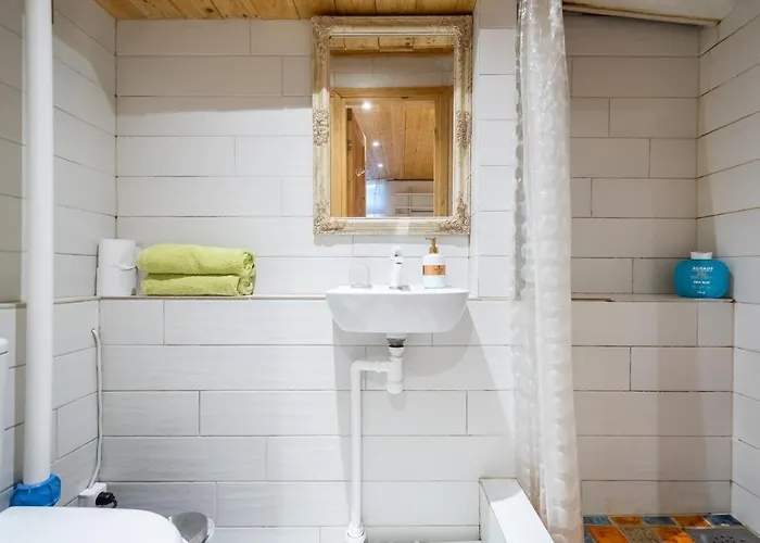 Апартаменты Statement Basement *